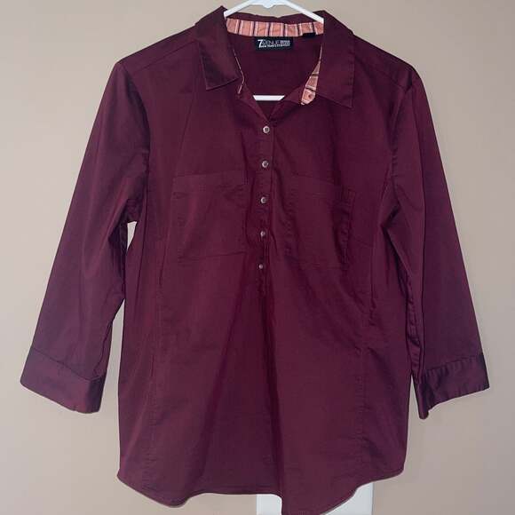 New York & Company Tops - 7th Avenue Design Studio New York & Company Women's Button Down‎ Size Medium